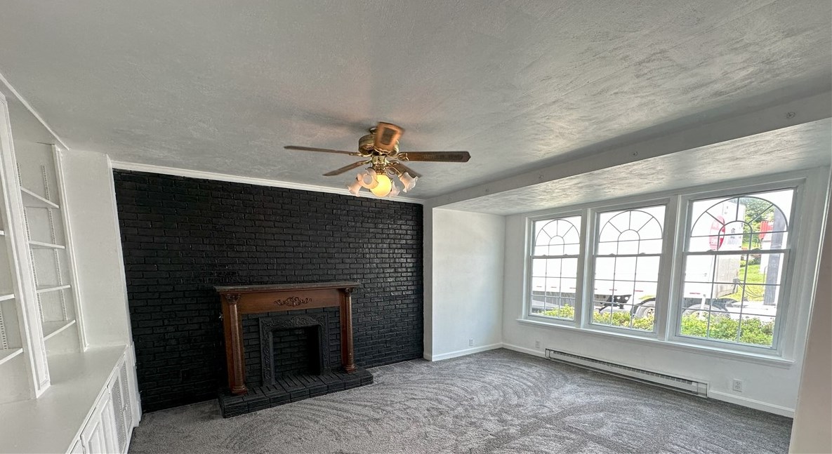 202 3 St, Youngwood PA  15697-1612 exterior