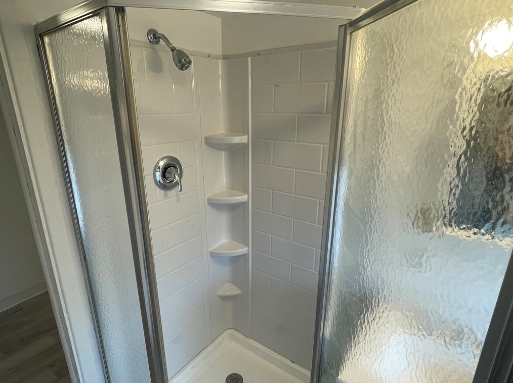 221 Delafield Rd, Pittsburgh PA  15215-3204 exterior