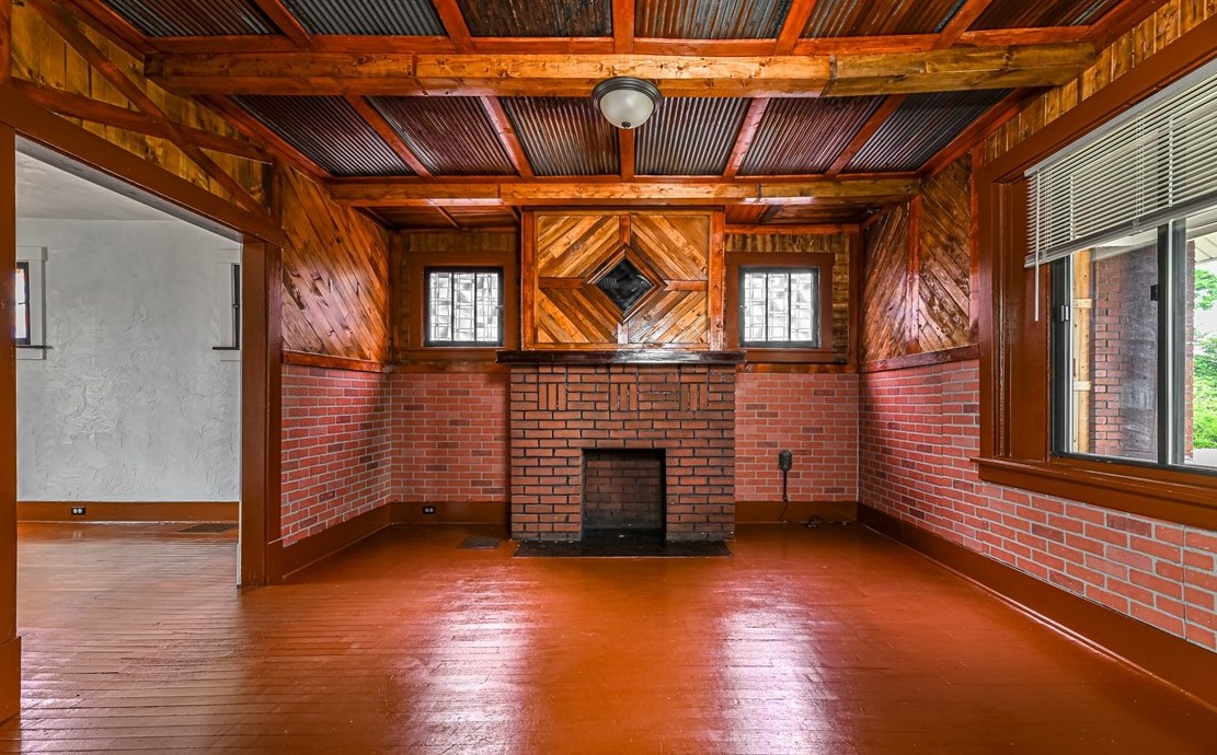 10 Amherst Ave, Pittsburgh PA 15229-1536 exterior