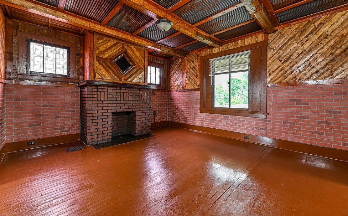 10 Amherst Ave, Pittsburgh PA 15229-1536 exterior