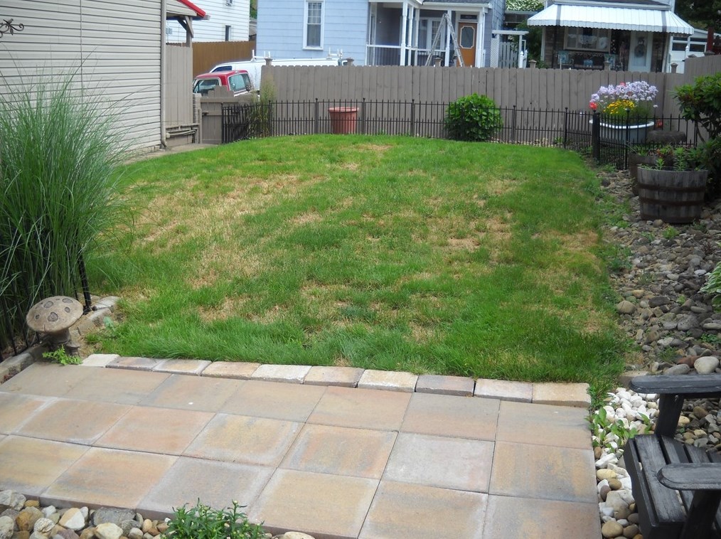 721 7 St, Monroeville PA 15140-1210 exterior