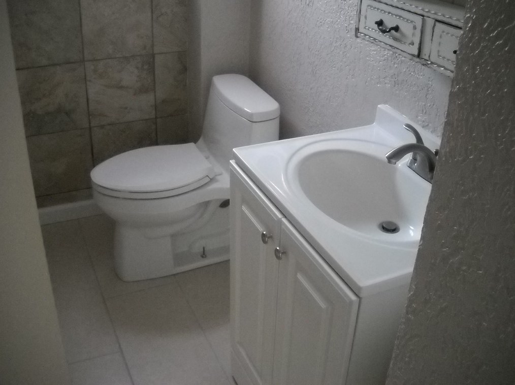 721 7 St, Monroeville PA 15140-1210 exterior