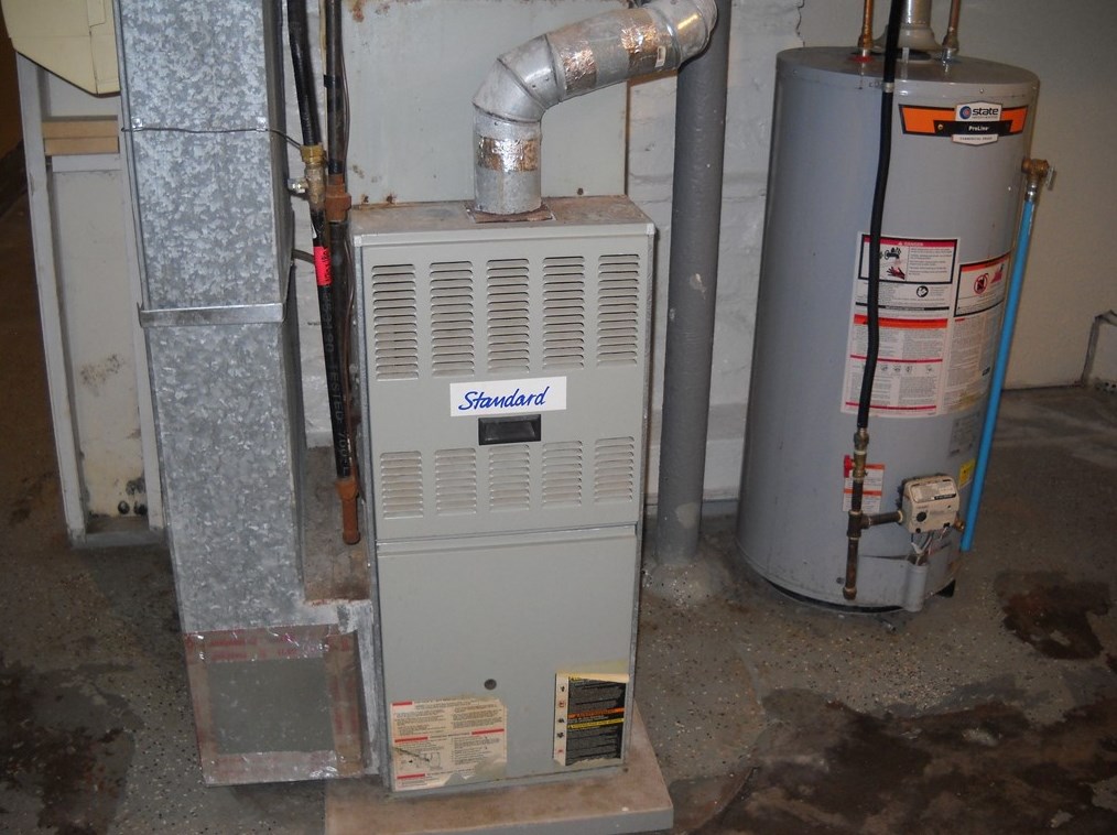 721 7 St, Monroeville PA 15140-1210 exterior