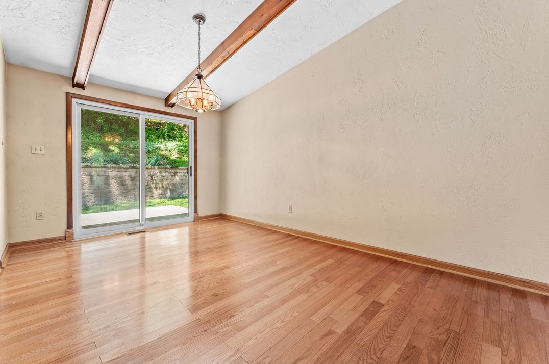 257 Sewickley Oakmont Rd, Pittsburgh PA 15237-1852 exterior