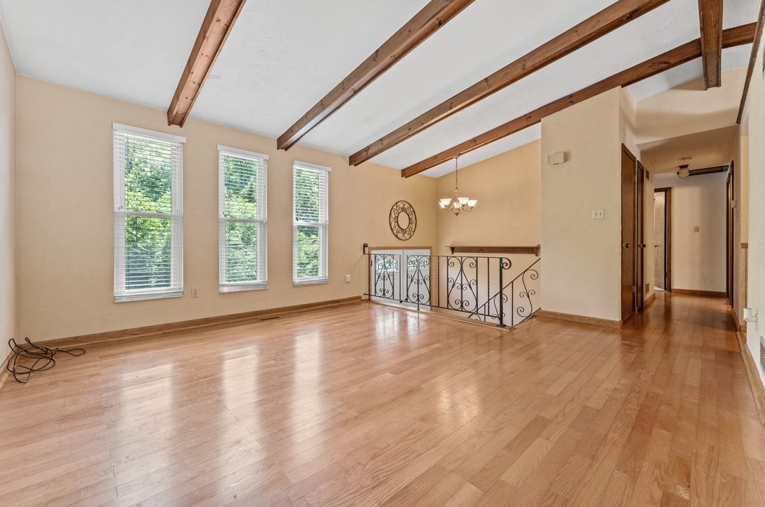 257 Sewickley Oakmont Rd, Pittsburgh PA 15237-1852 exterior