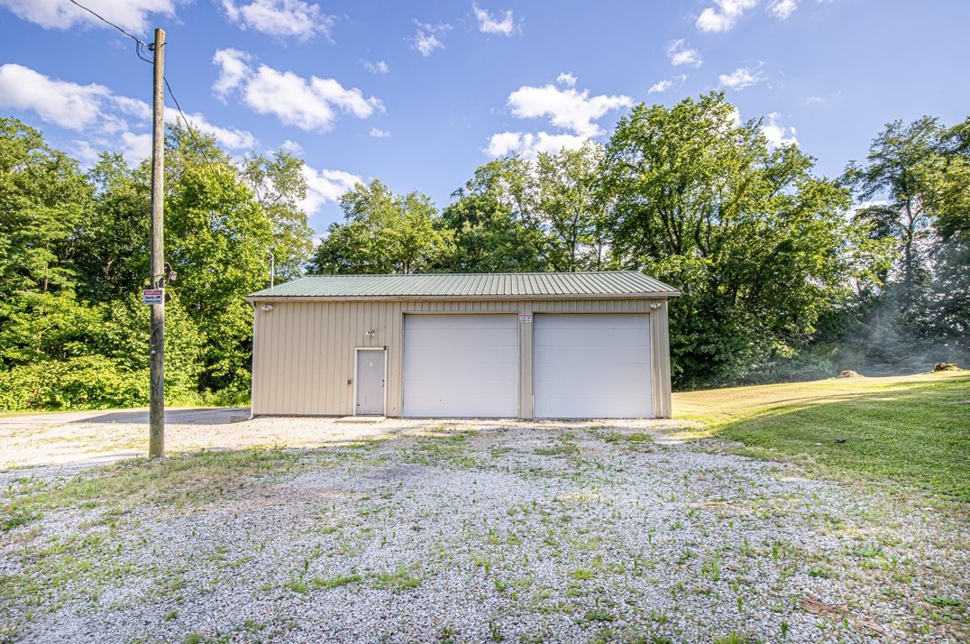 69 Dora Village Main St, Greensboro, PA 15338