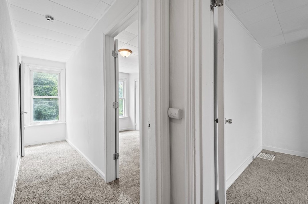 5014 Orinoco St, Pittsburgh PA 15207-1646 exterior