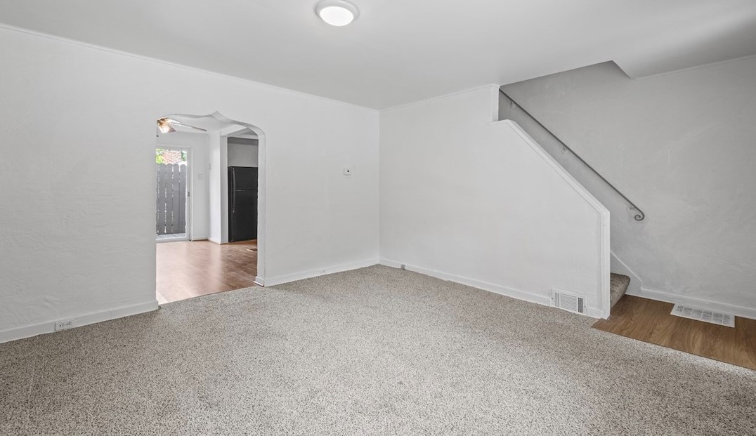 5014 Orinoco St, Pittsburgh PA 15207-1646 exterior