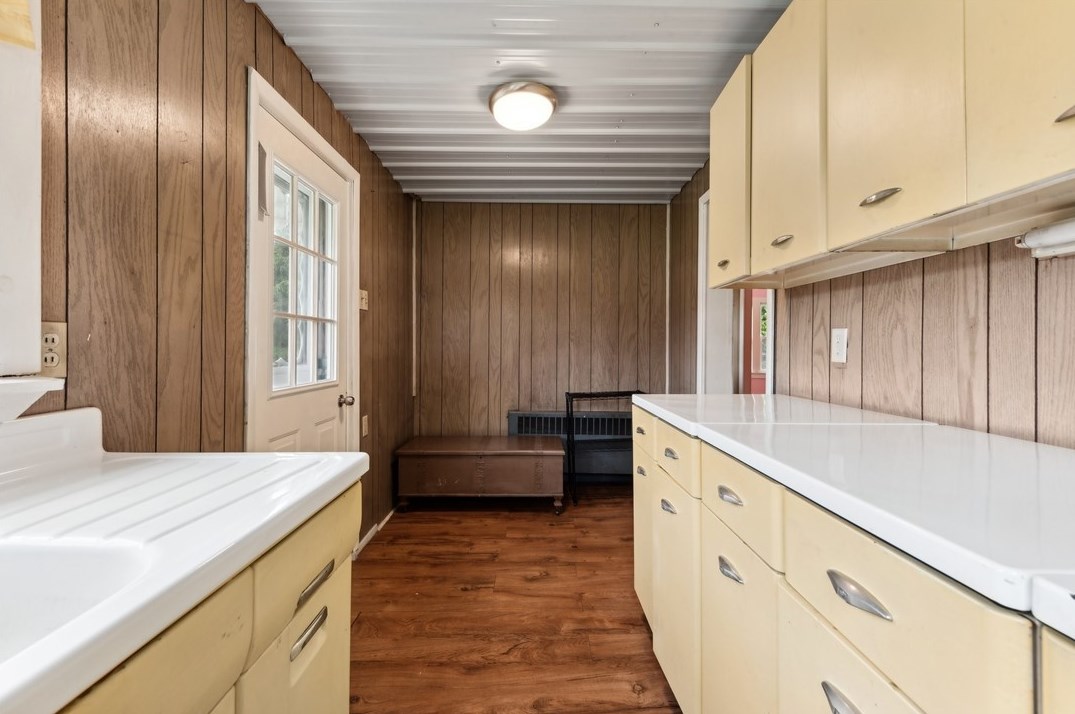 158 Peanut St, Derry PA 15627-2613 exterior