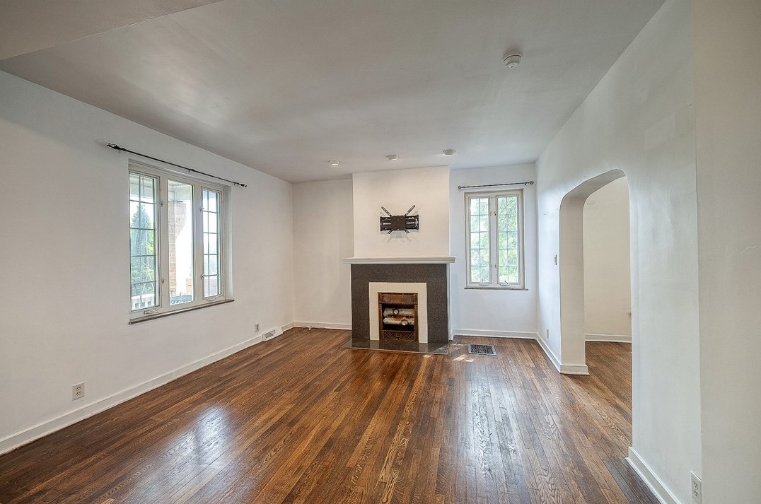 7222 Whipple St, Pittsburgh PA 15218-2053 exterior