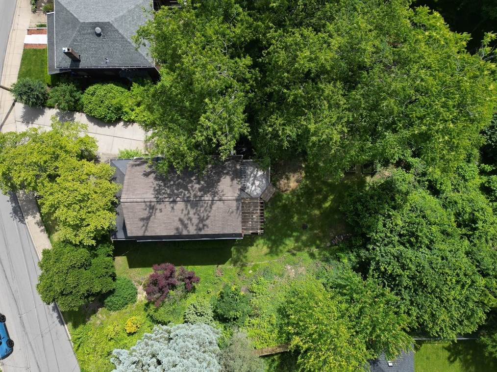 7222 Whipple St, Pittsburgh PA 15218-2053 exterior