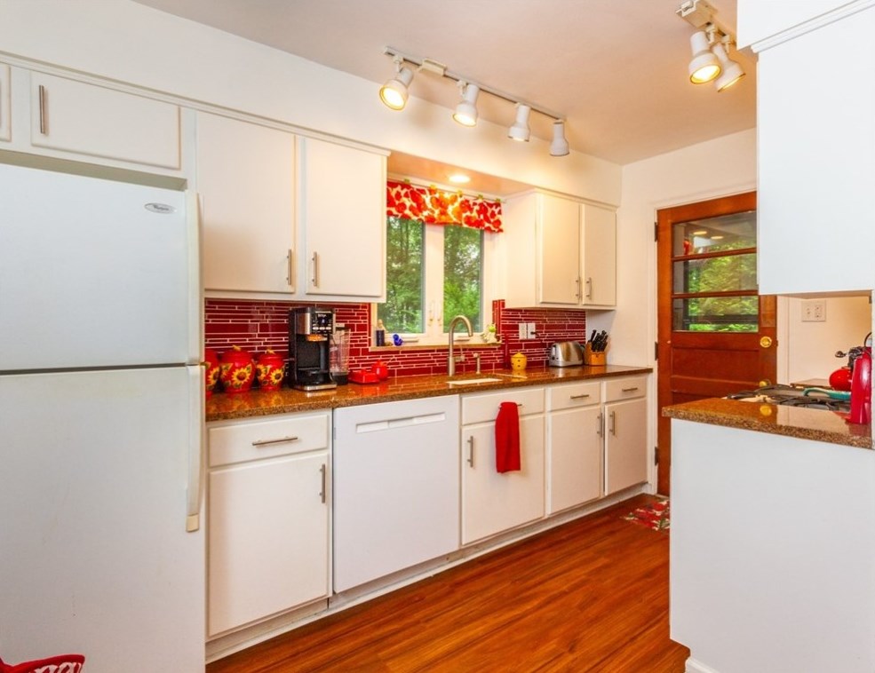 1632 Jamestown Pl, Pittsburgh PA 15235-4922 exterior