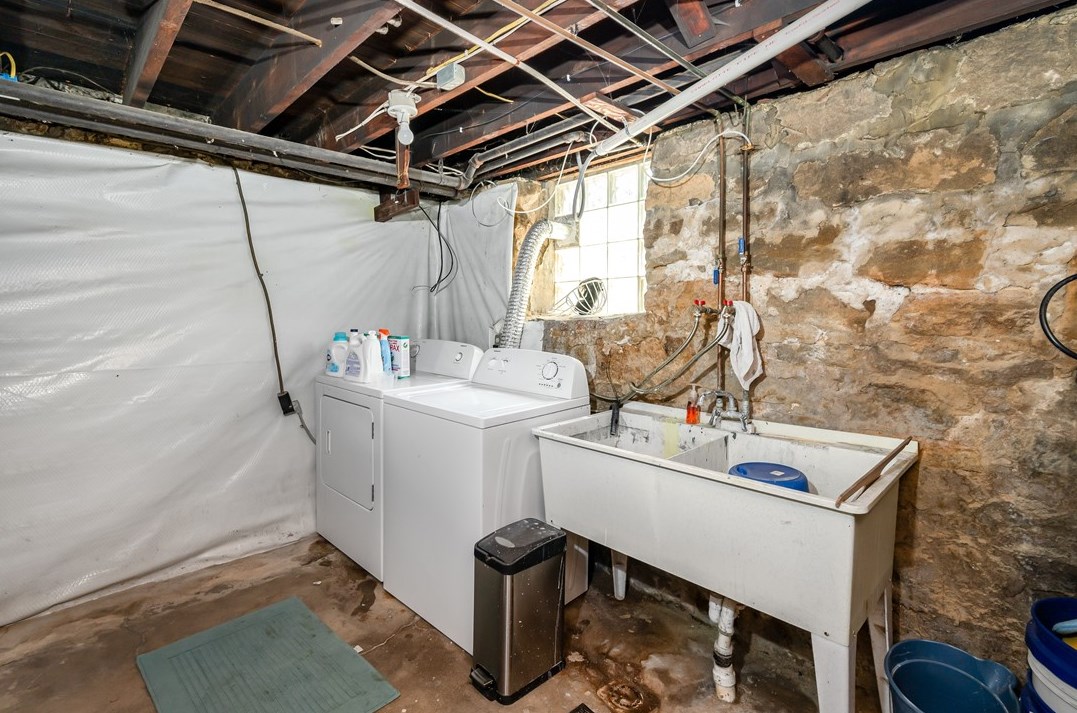 423 Blf St, Butler PA  16001-4203 exterior