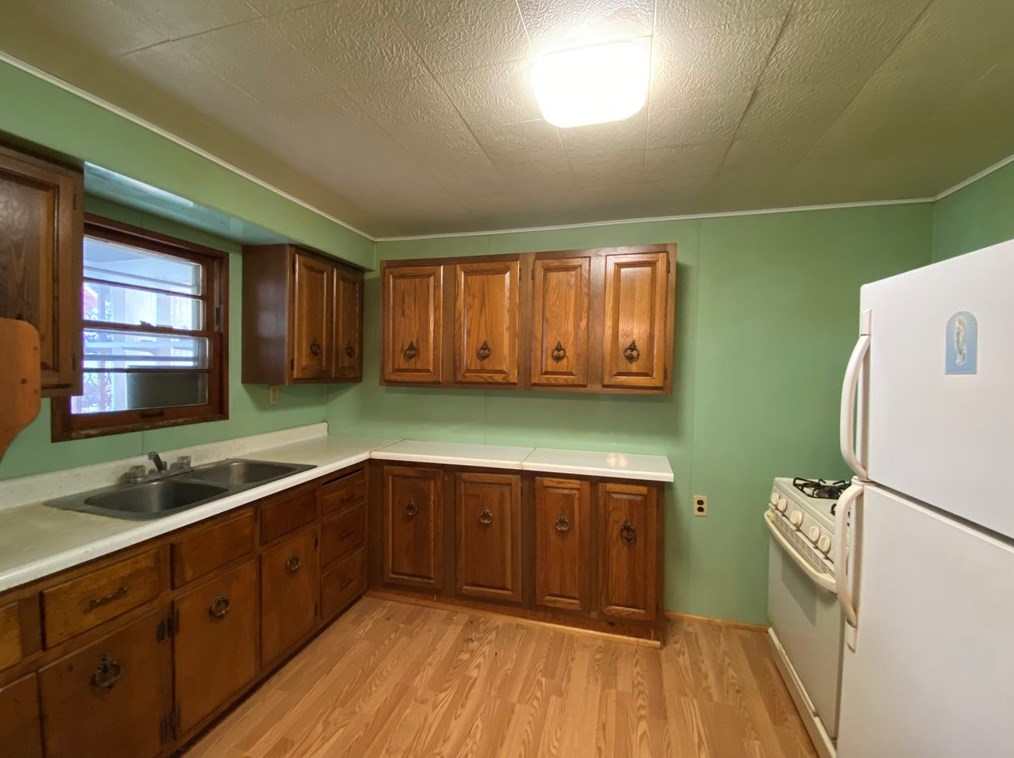 425 Homewood Ave, Trafford, PA 15085
