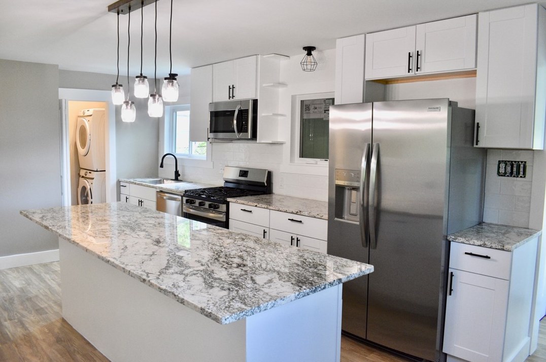 52 Penn Mnr Rd, Manor PA 15665-9507 exterior