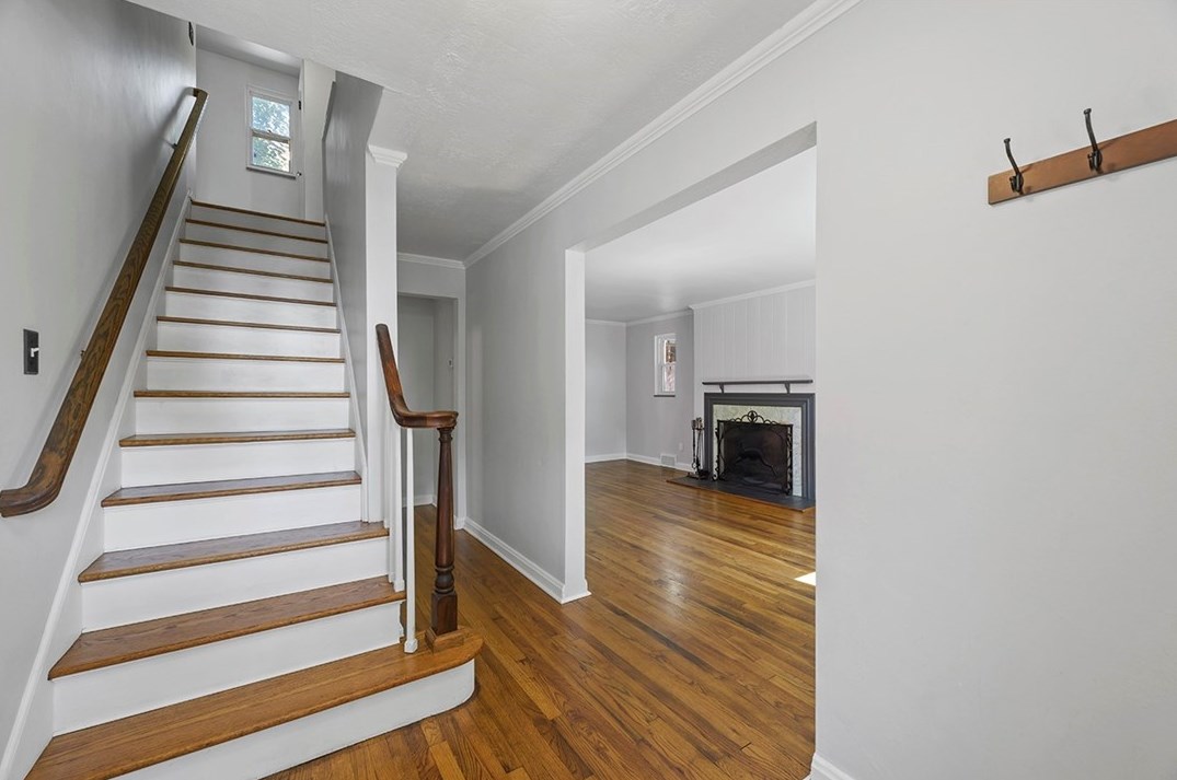 750 Fruithurst Dr, Pittsburgh PA  15228-2580 exterior