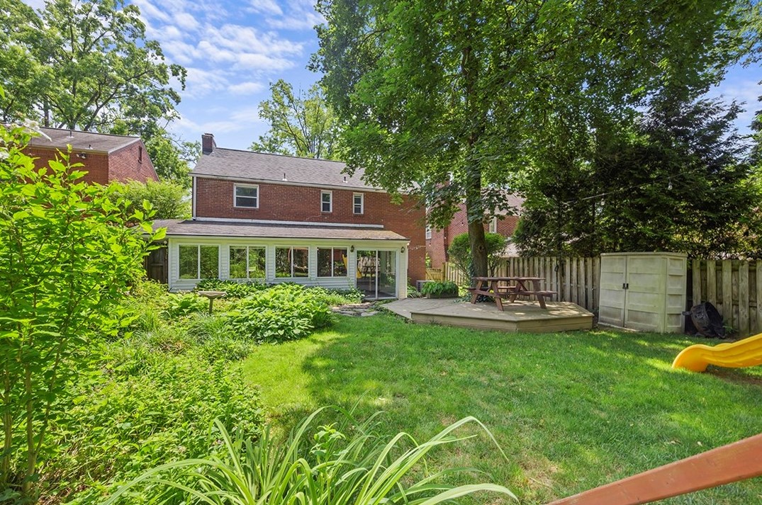 750 Fruithurst Dr, Pittsburgh PA  15228-2580 exterior