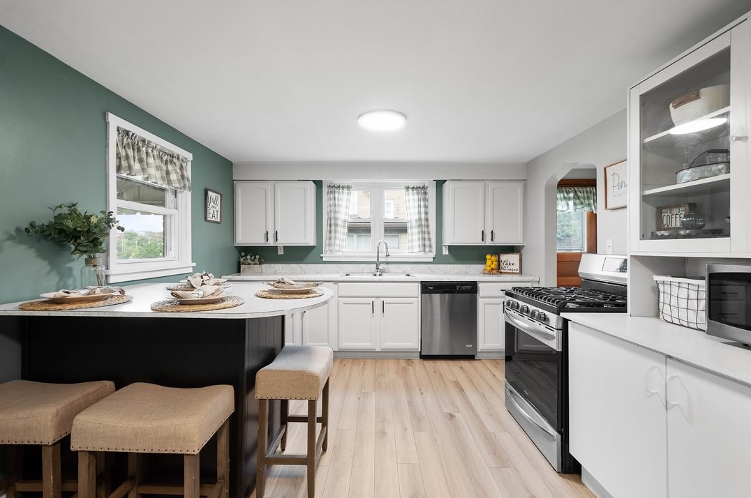 17 Prospect Ave, Washington PA 15301-5250 exterior