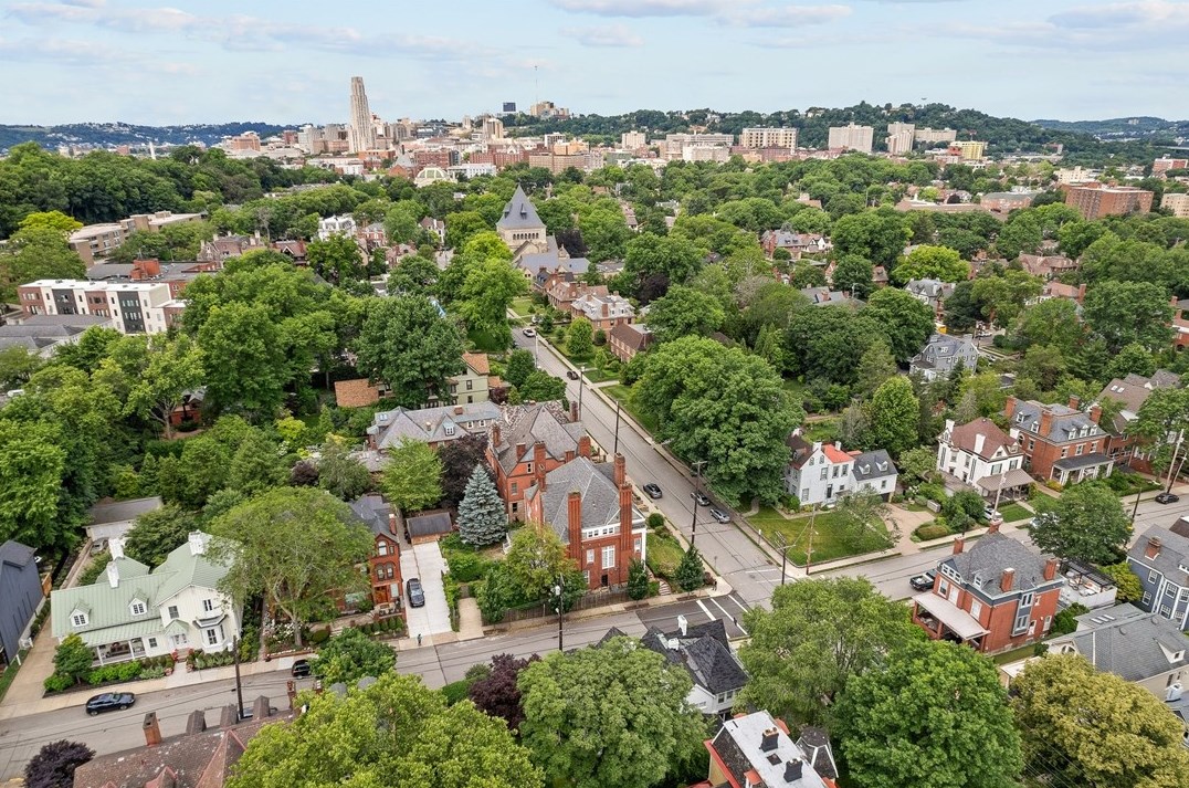 5238 Westminster Pl, Pittsburgh PA  15232-2119 exterior