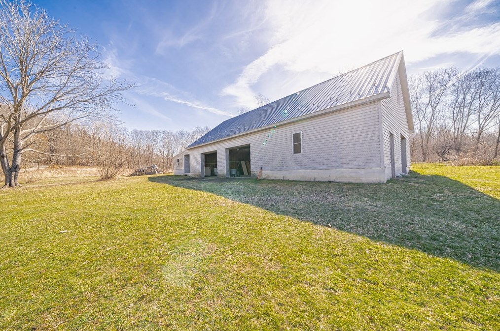 106 Morris Buncic Rd, Smithfield PA  15478-1356 exterior