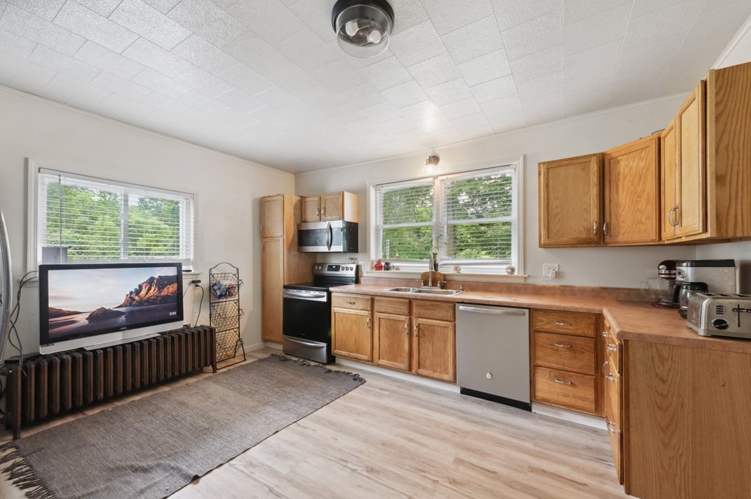 106 Morris Buncic Rd, Smithfield PA  15478-1356 exterior