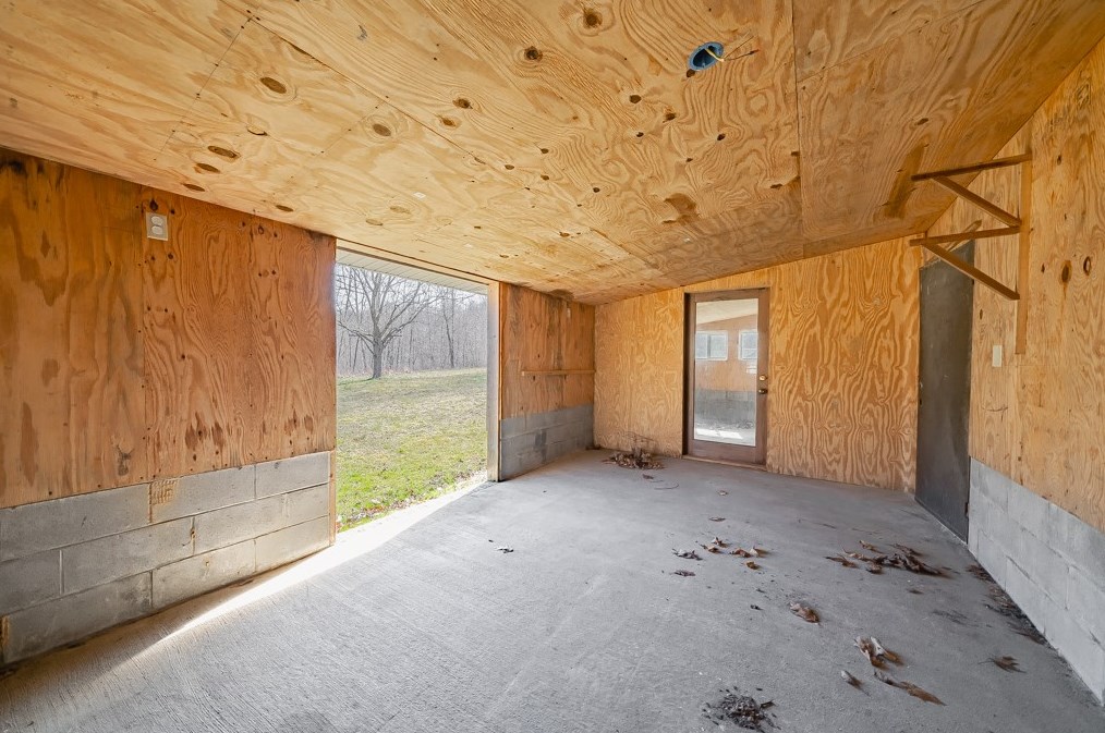106 Morris Buncic Rd, Smithfield PA  15478-1356 exterior