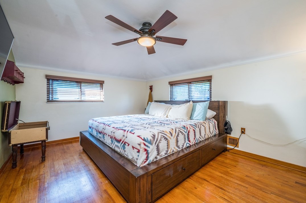 919 Dorchester Ave, Pittsburgh PA  15226-2117 exterior