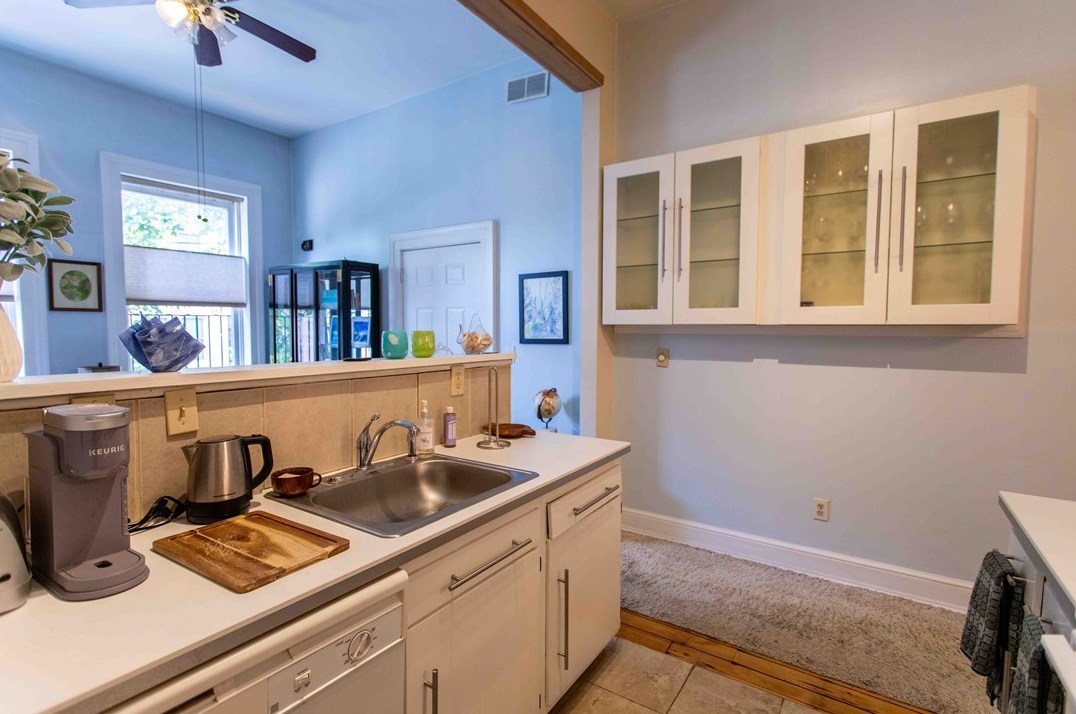 1604 Buena Vis St, Pittsburgh PA 15212-3926 exterior