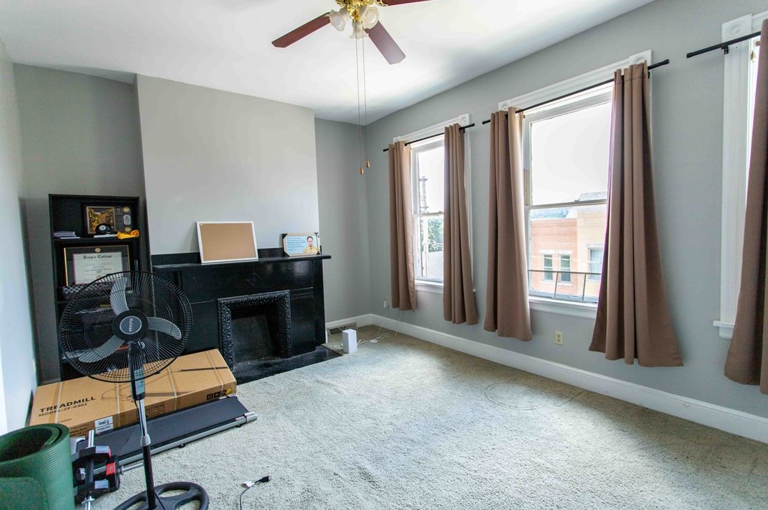 1604 Buena Vis St, Pittsburgh PA 15212-3926 exterior