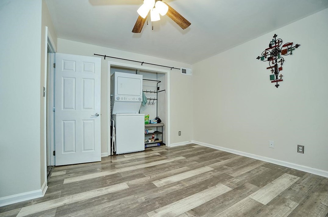 598 Carriage Cir, Pittsburgh PA 15205-1624 exterior