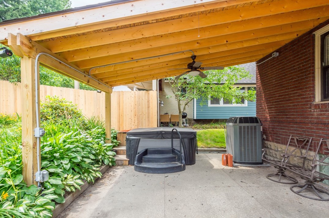 3500 Mcclure Ave, Pittsburgh PA  15212-2148 exterior