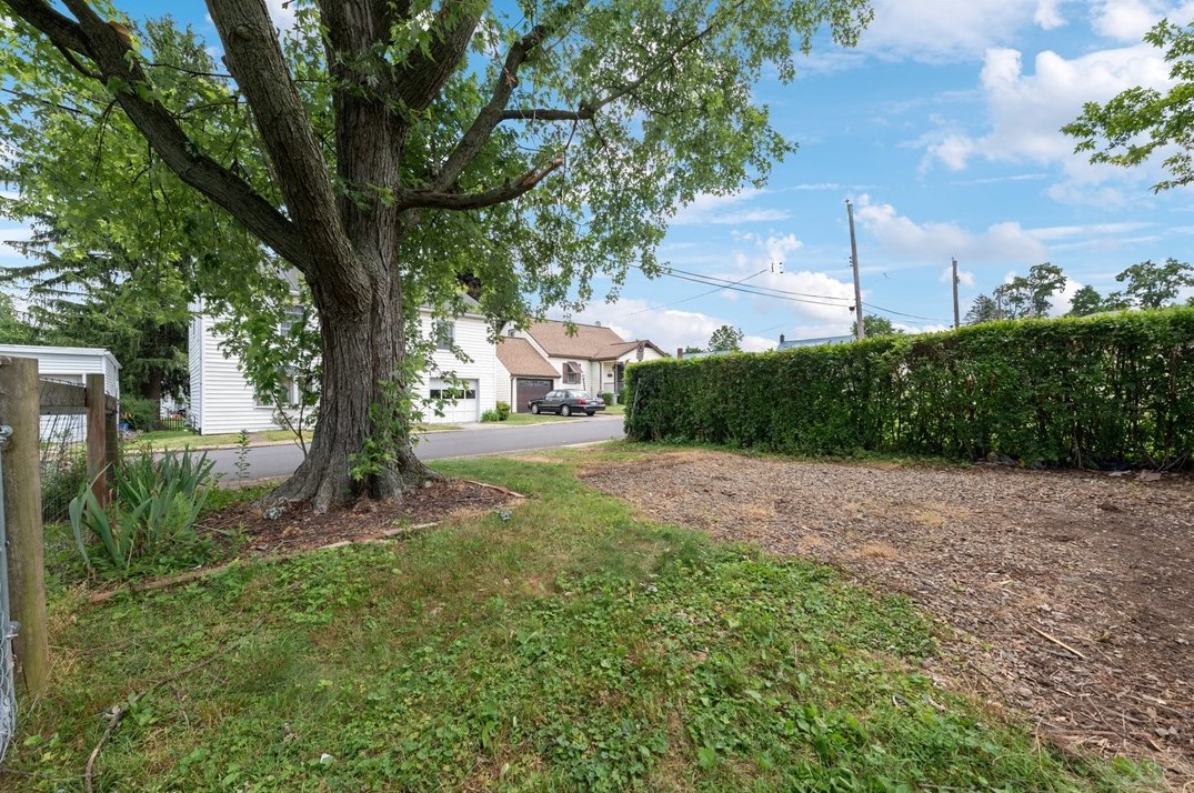 625 Maple St, Indiana PA  15701-3148 exterior