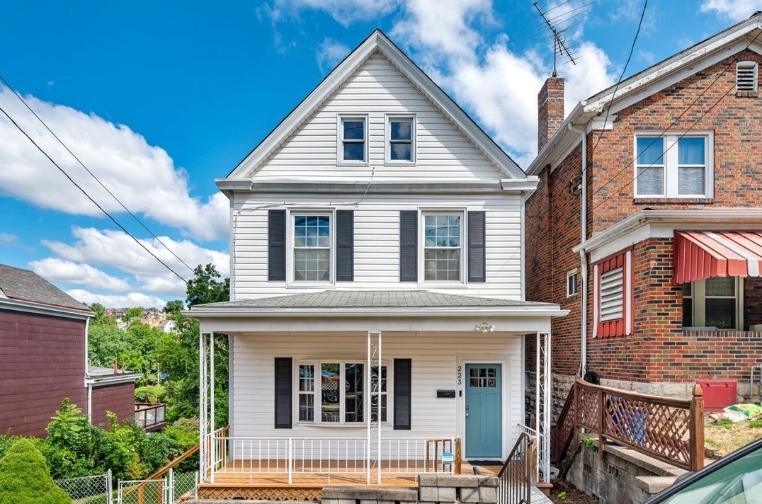 223 Linnview Ave, Pittsburgh PA  15210-3719 exterior