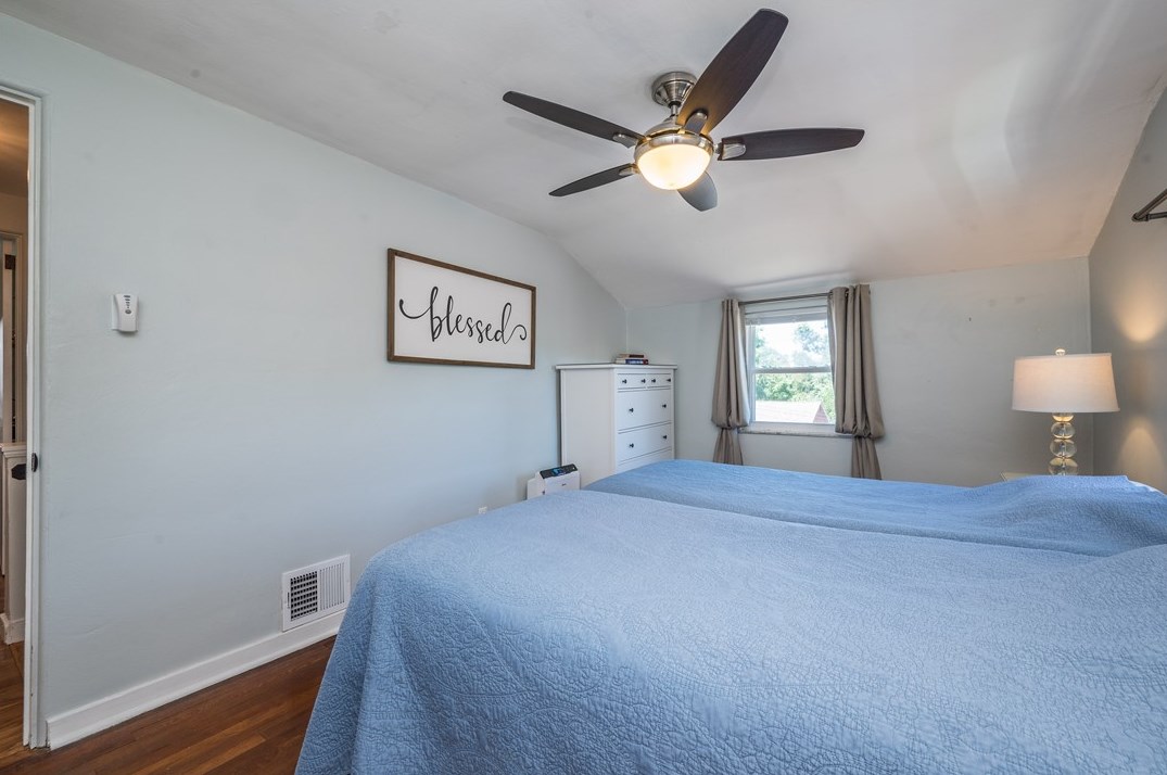 936 Roland Rd, Pittsburgh PA  15221-3961 exterior