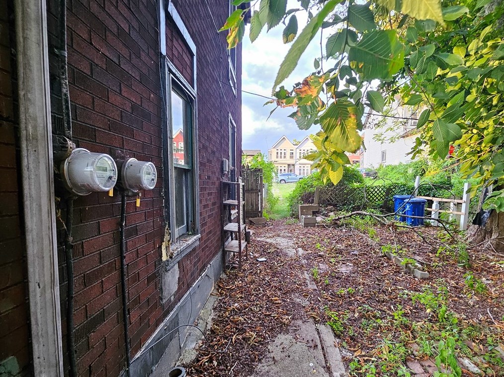 3740 Frazier St, Pittsburgh PA 15213-4507 exterior