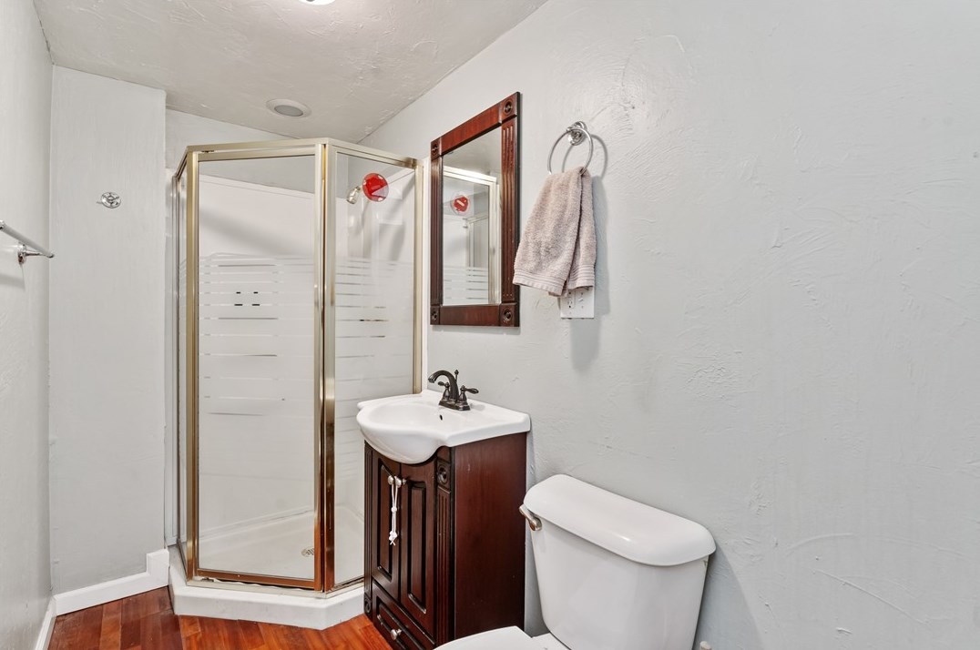 257 38 St, Pittsburgh PA 15201-1854 exterior