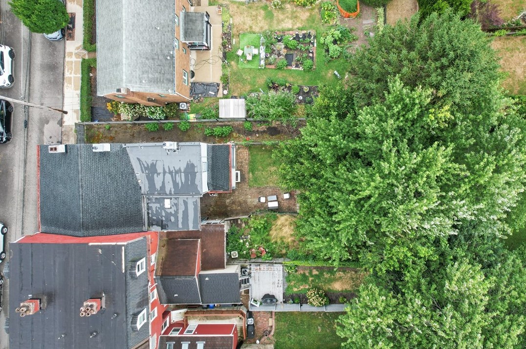 257 38 St, Pittsburgh PA 15201-1854 exterior