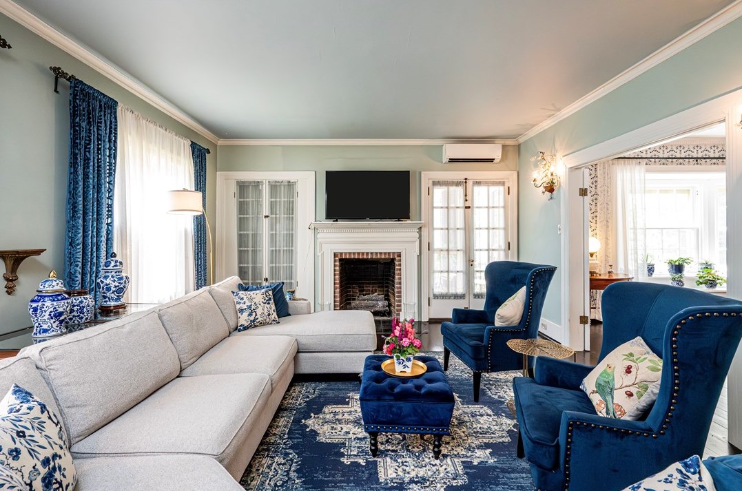 450 Main St, Greensburg PA 15601-1867 exterior