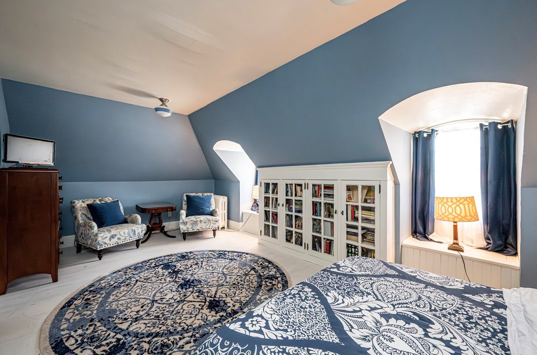 450 Main St, Greensburg PA 15601-1867 exterior