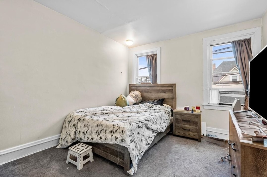 9929 Frankstown Rd, Pittsburgh PA 15235-3006 exterior