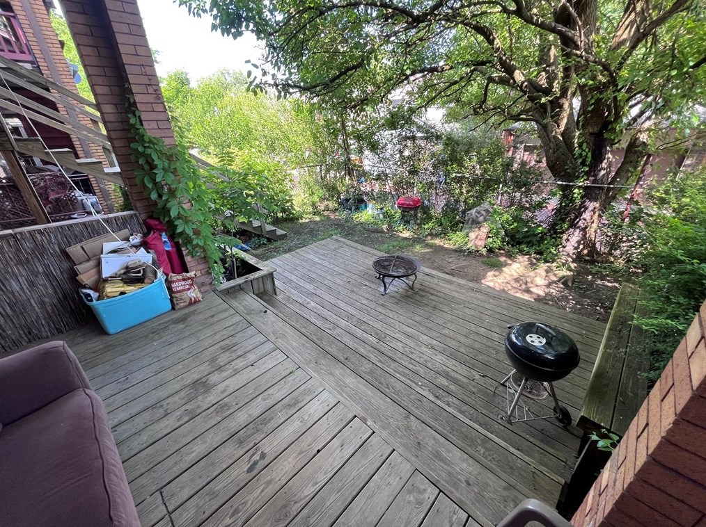 573 End Ave, Pittsburgh PA  15221-3261 exterior