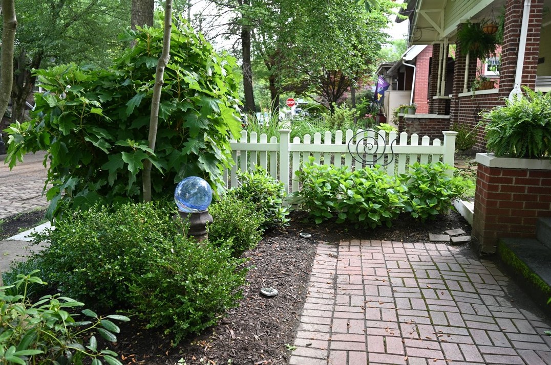 7432 Trevanion Ave, Pittsburgh PA 15218-1242 exterior