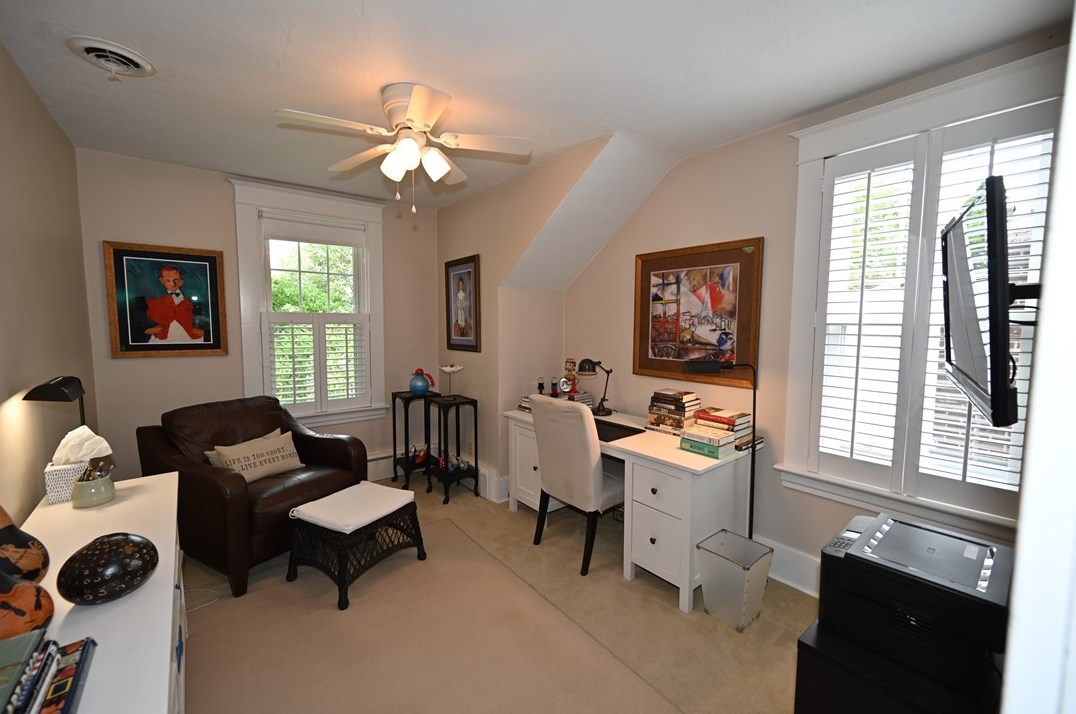 7432 Trevanion Ave, Pittsburgh PA 15218-1242 exterior