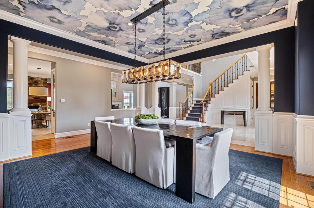 2230 Country Clb Dr, Pittsburgh PA 15235-4114 exterior