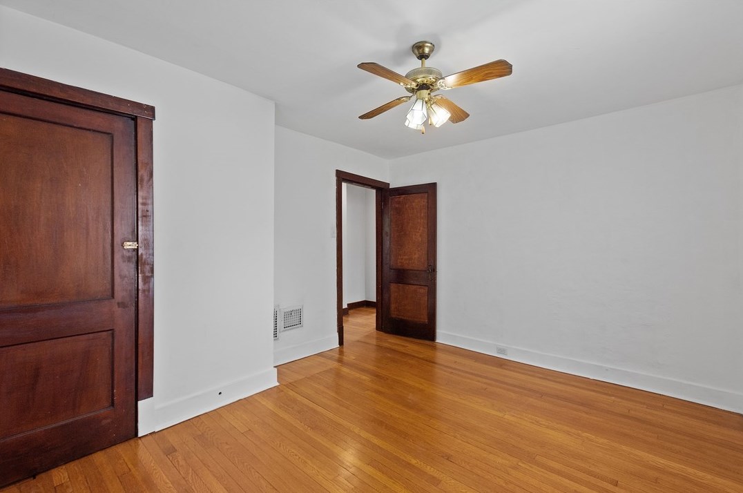 1340 Arkansas Ave, Pittsburgh PA  15216-2606 exterior