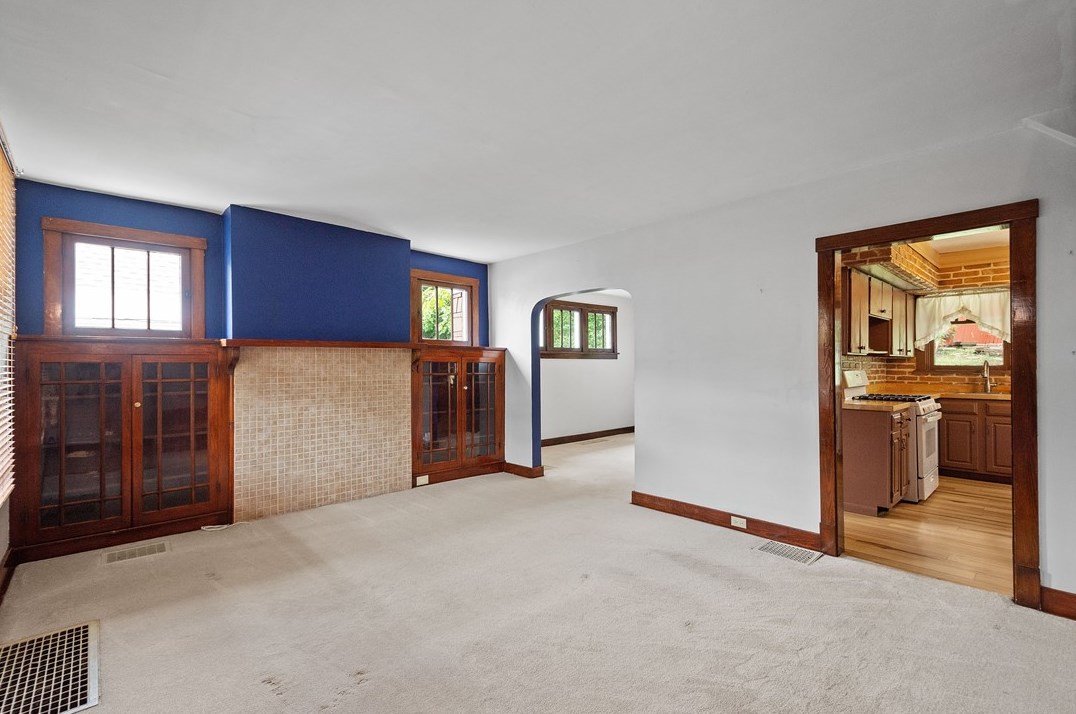 1340 Arkansas Ave, Pittsburgh PA  15216-2606 exterior