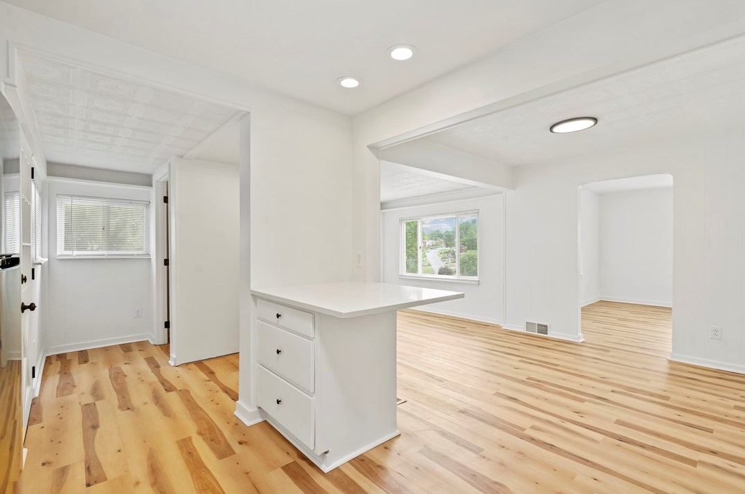 189 Orch Dr, Pittsburgh PA 15228-2159 exterior