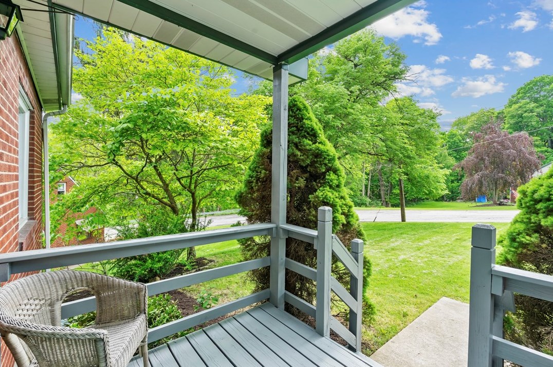 189 Orch Dr, Pittsburgh PA 15228-2159 exterior