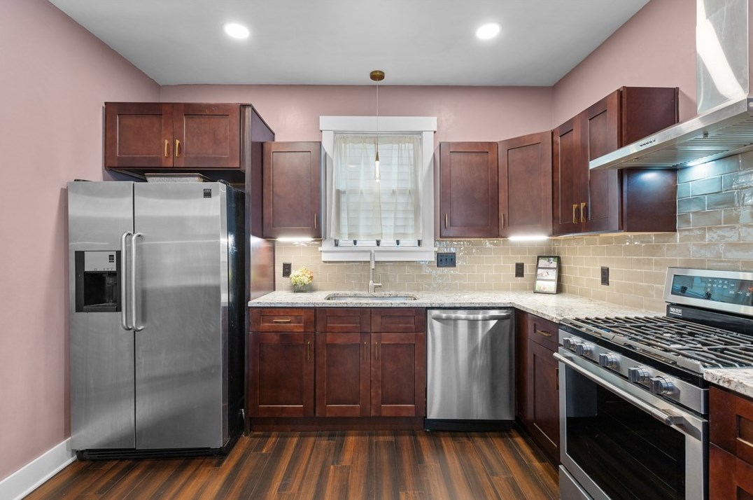 1323 State Ave, Moon Twp PA 15108-2017 exterior