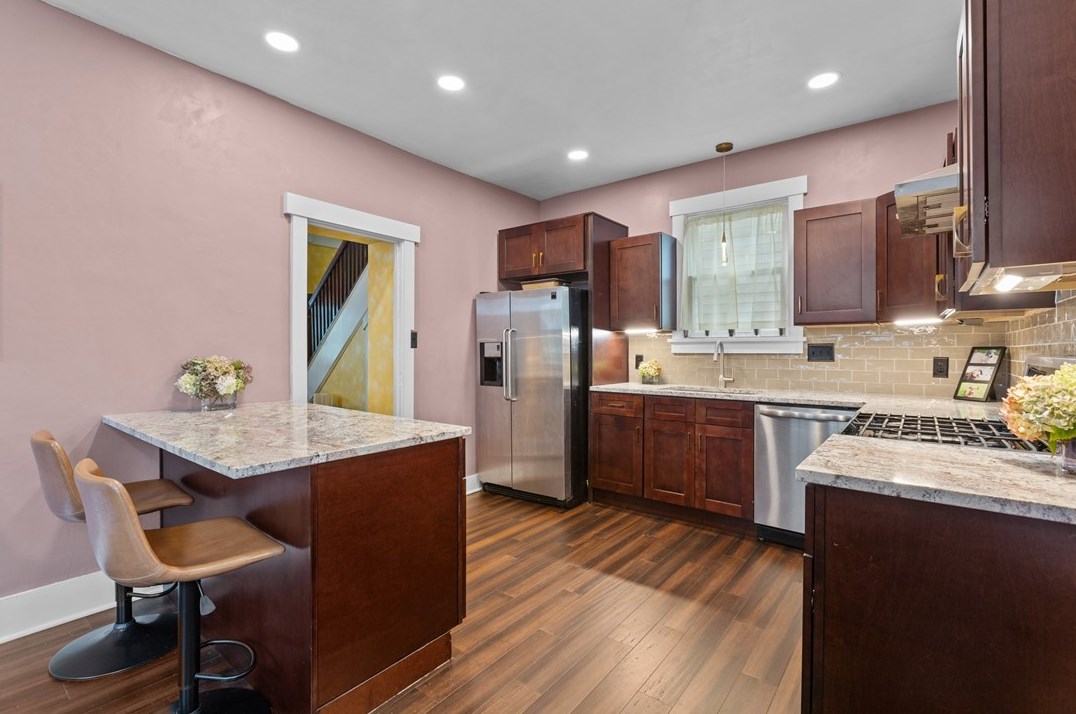 1323 State Ave, Moon Twp PA 15108-2017 exterior